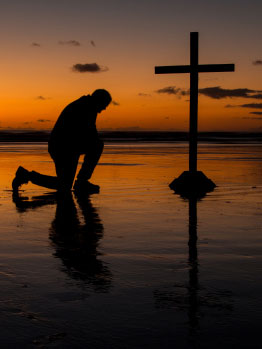 PrayerCrossSunset